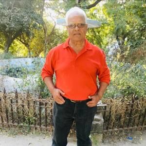 Meet your Posher, Dinesh